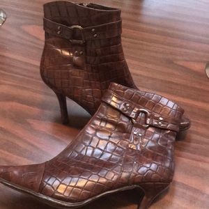 Brown Pierre Dumas Brown ankle boots. Wore 2x.